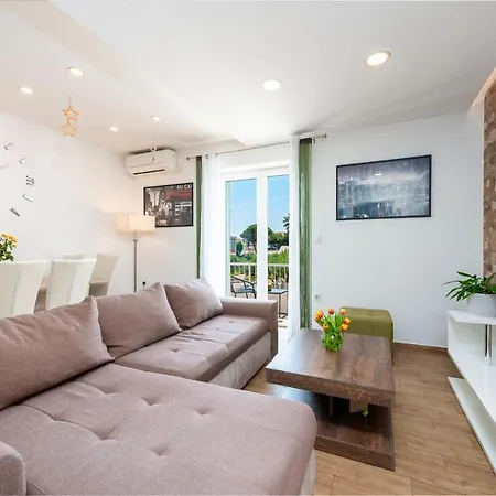 Charming Apartment Ines Ragusa Esterno foto