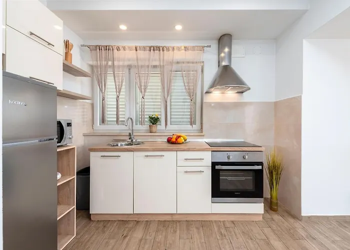 Charming Apartment Ines